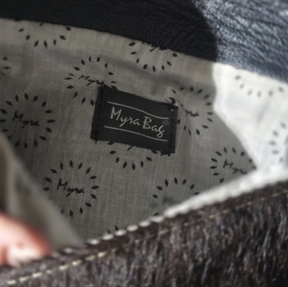 Cowhide and leather Myra crossbody or shoulder bag - Picture 4 of 5